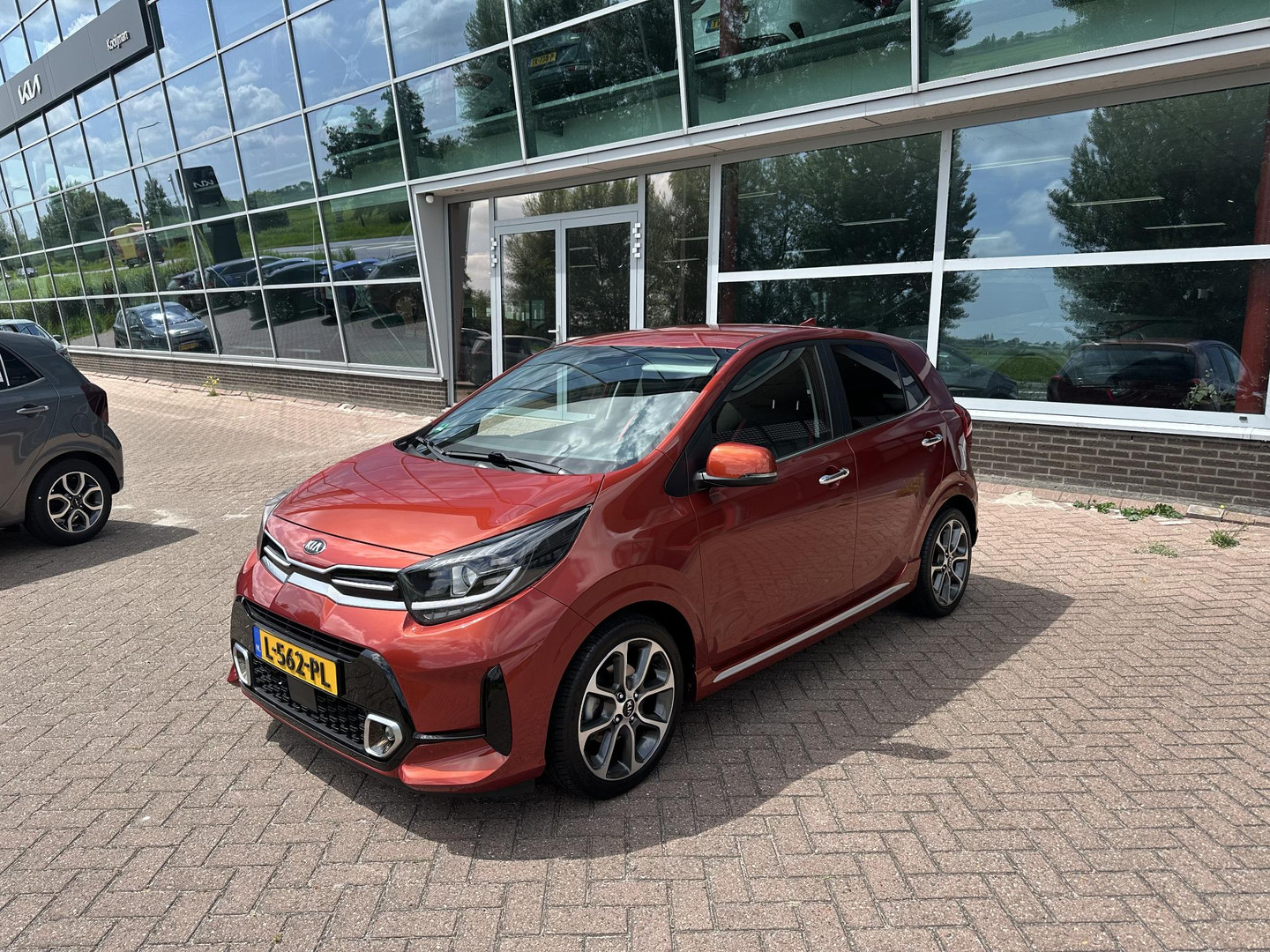 Kia Kia