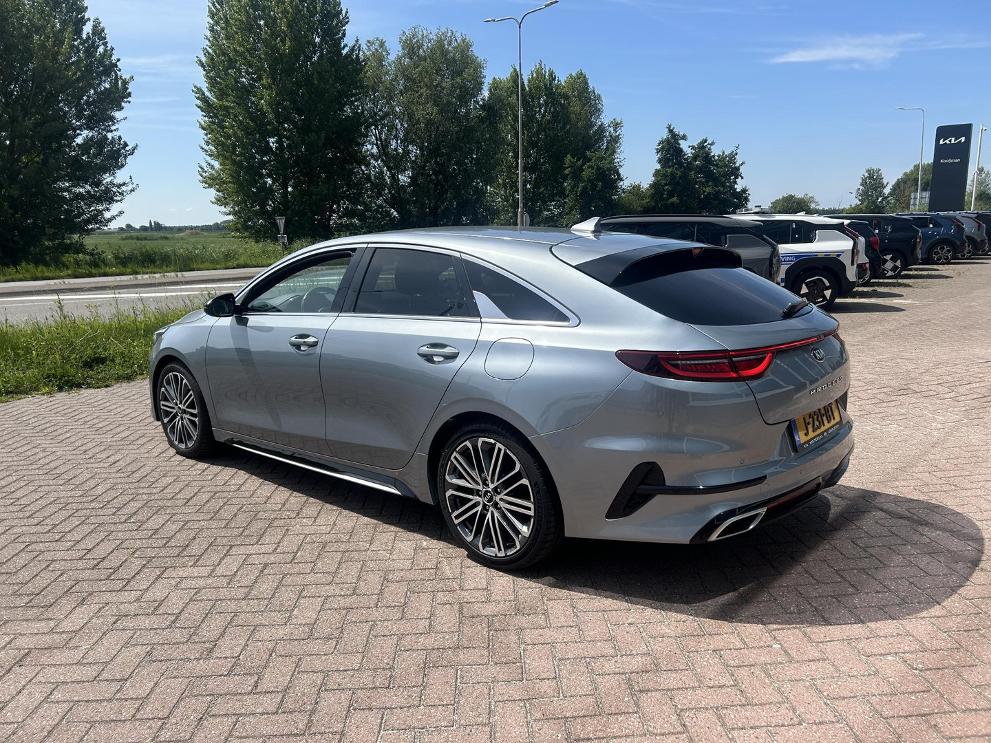 Kia Kia