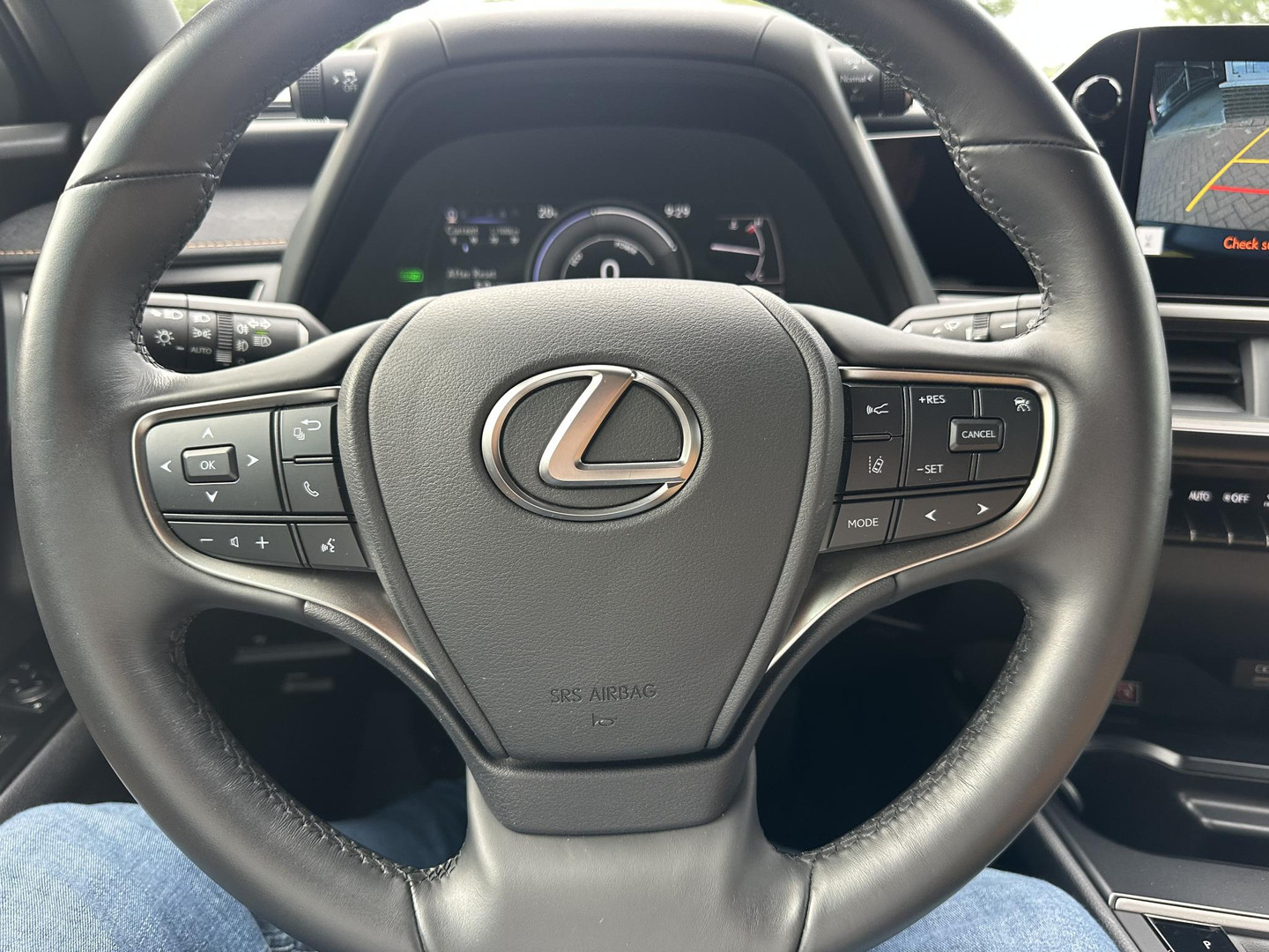 Lexus Lexus