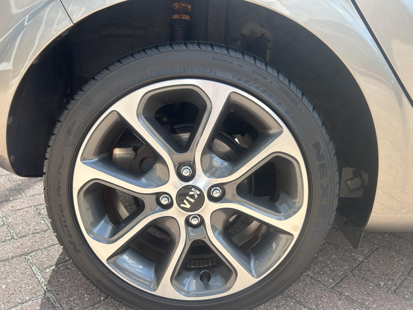 Kia
