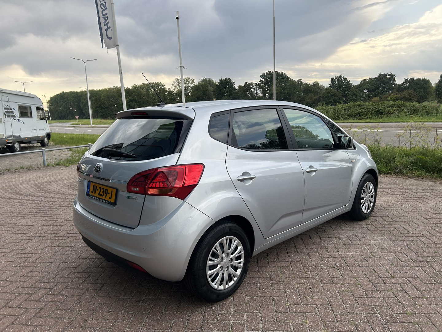 Kia