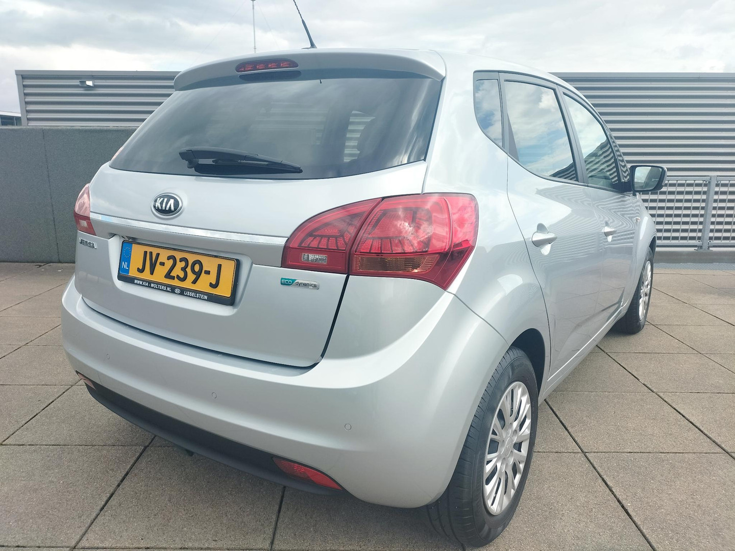Kia