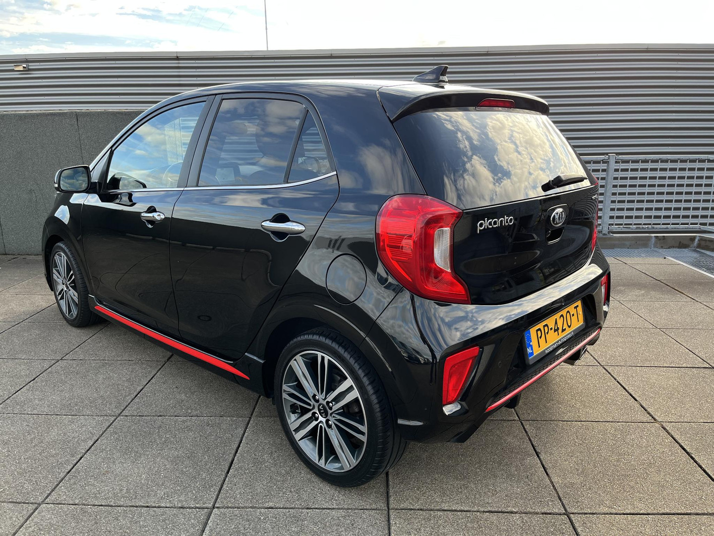 Kia Kia