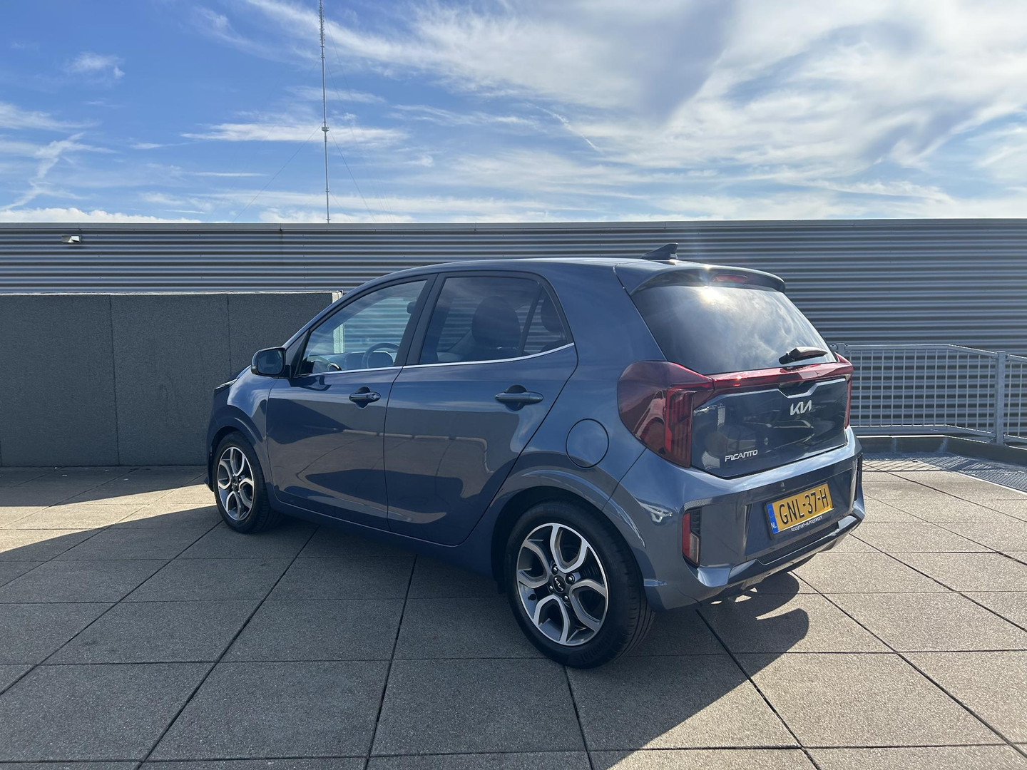 Kia Kia