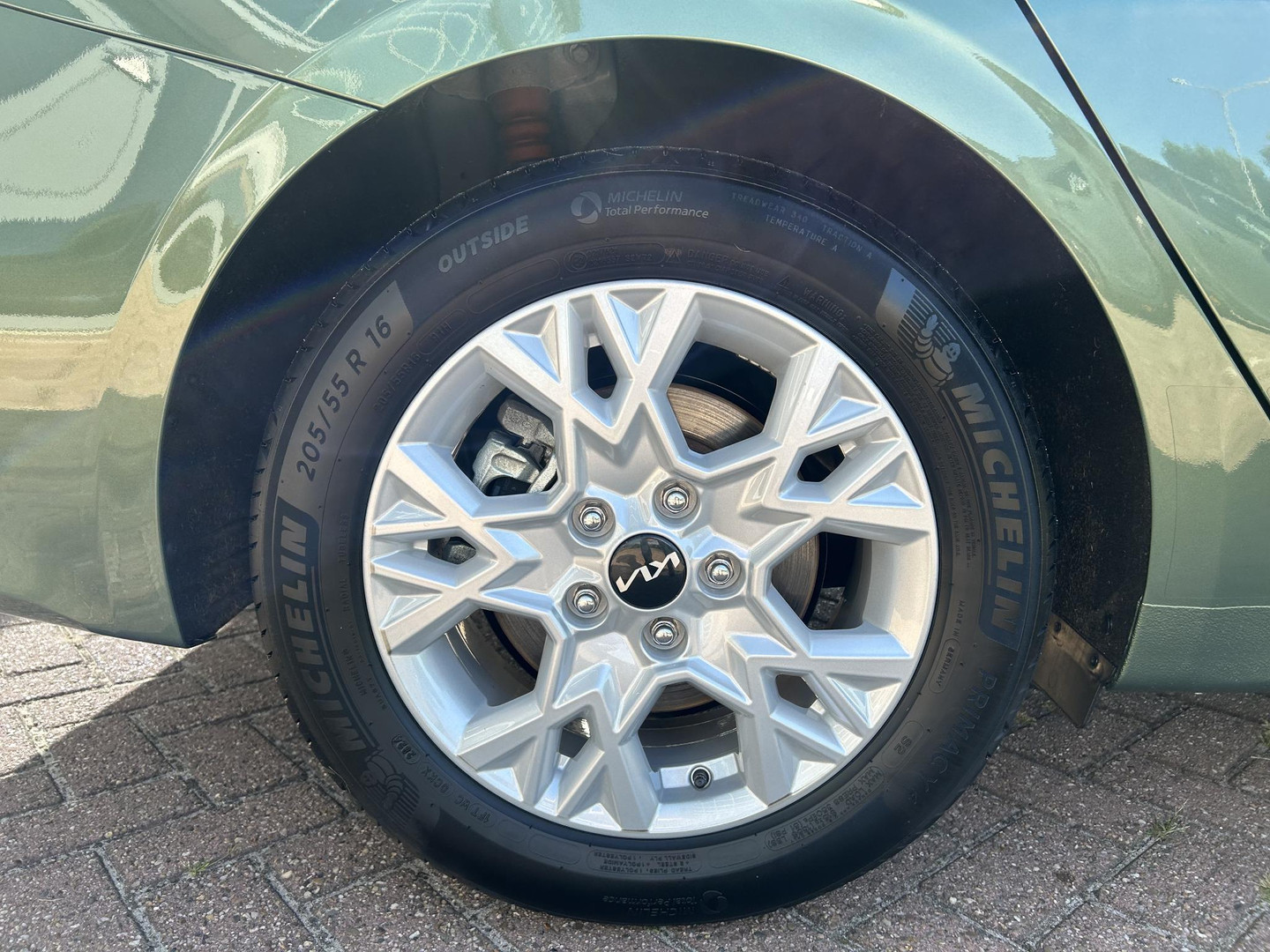 Kia Kia