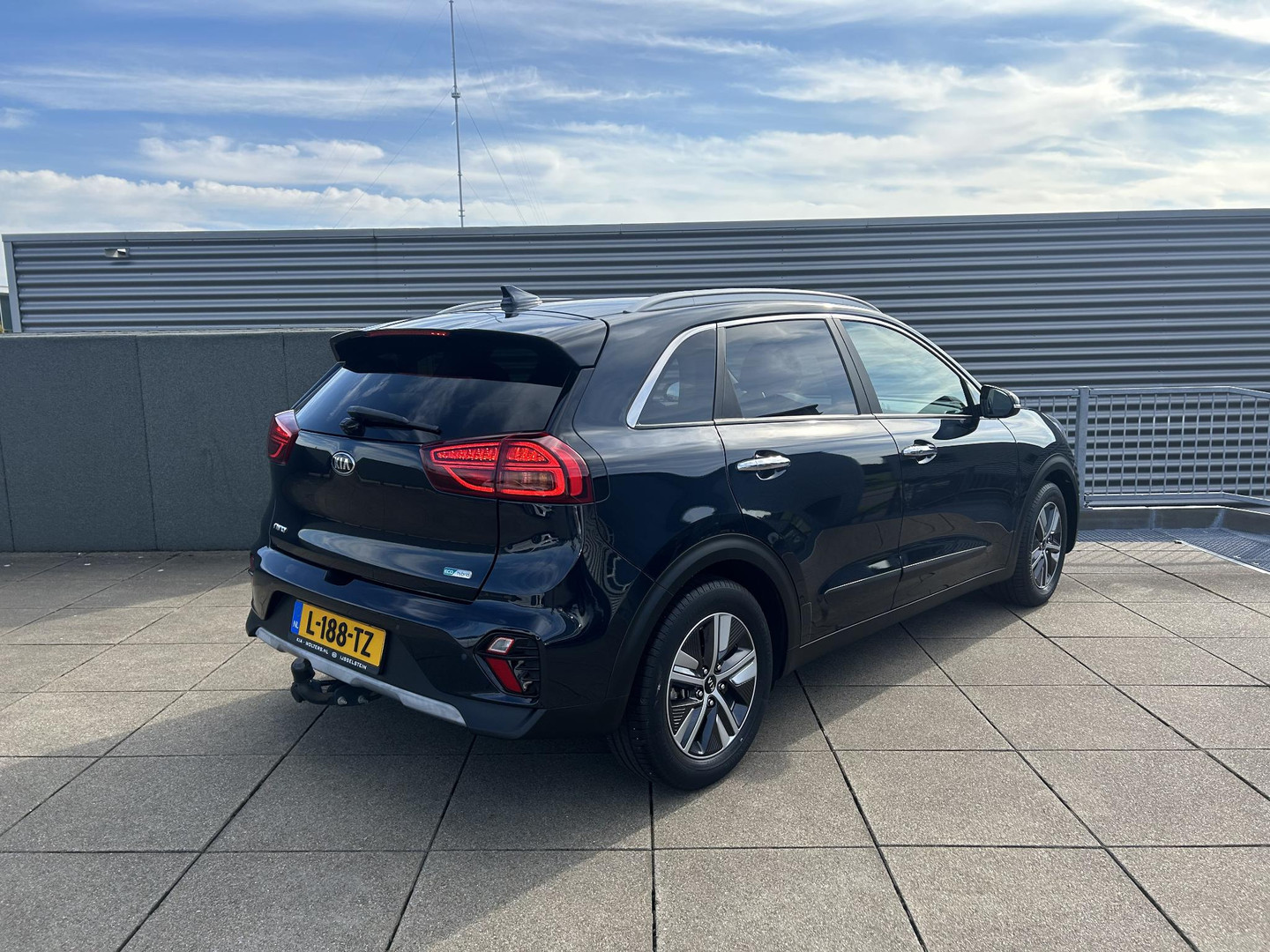 Kia