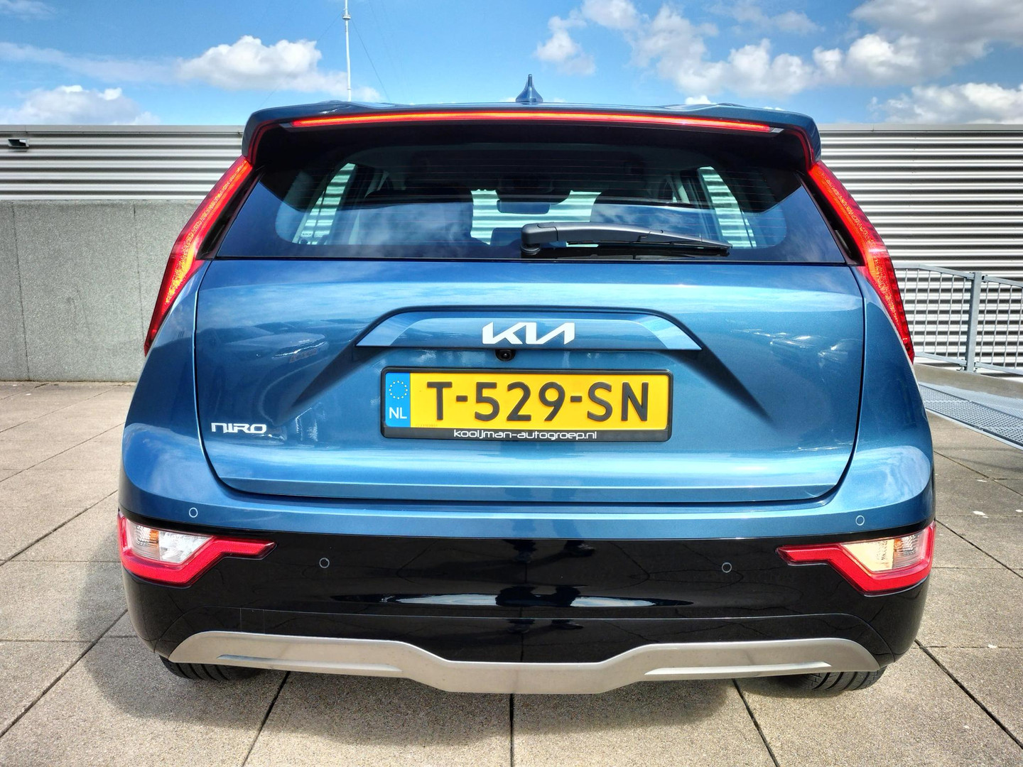 Kia
