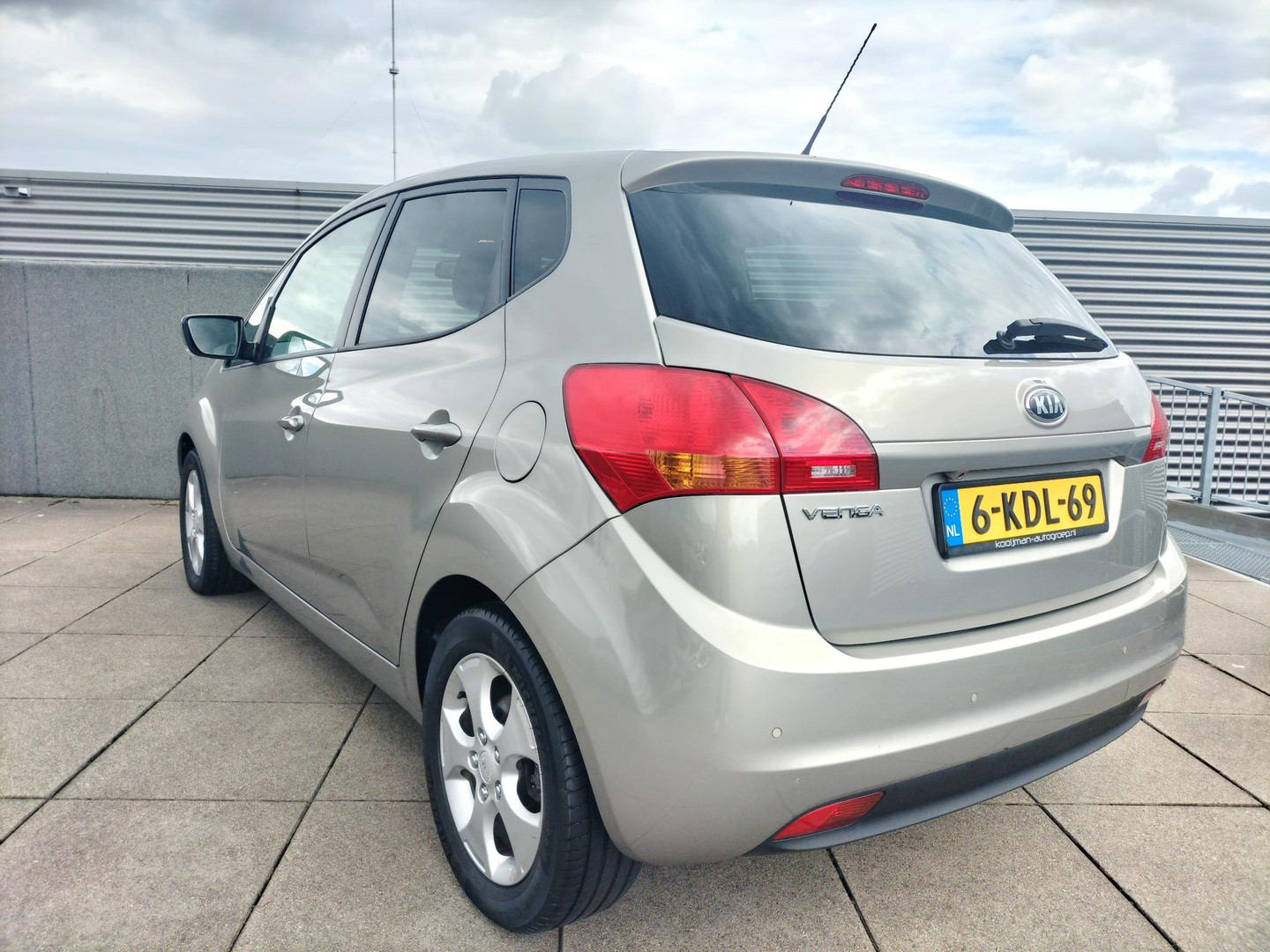 Kia Kia