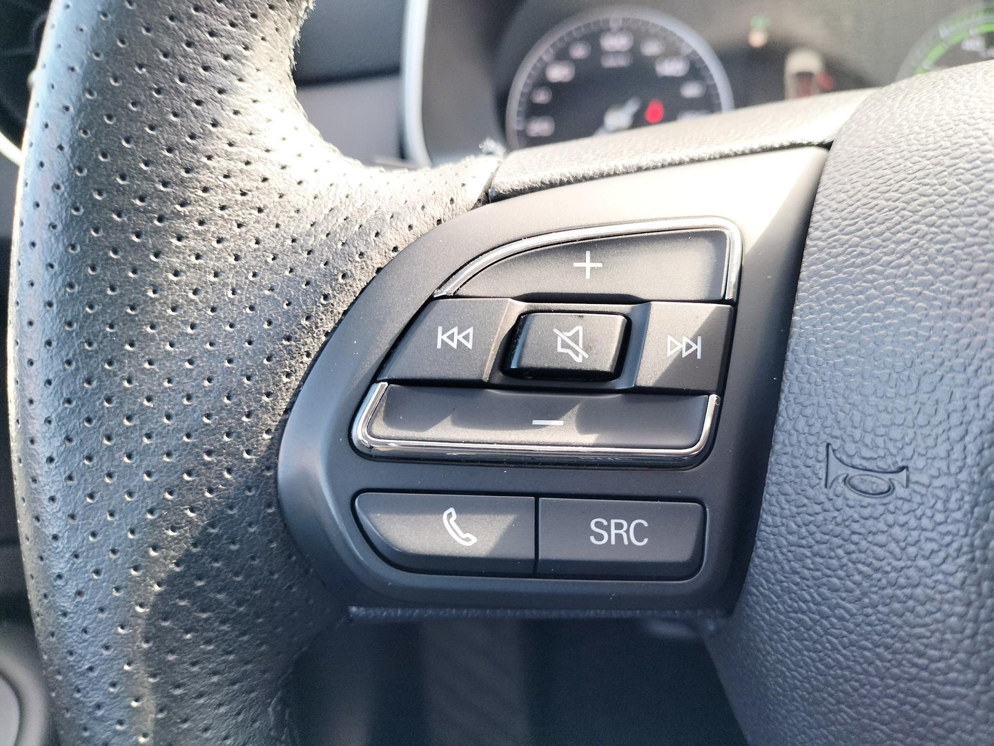 MG
