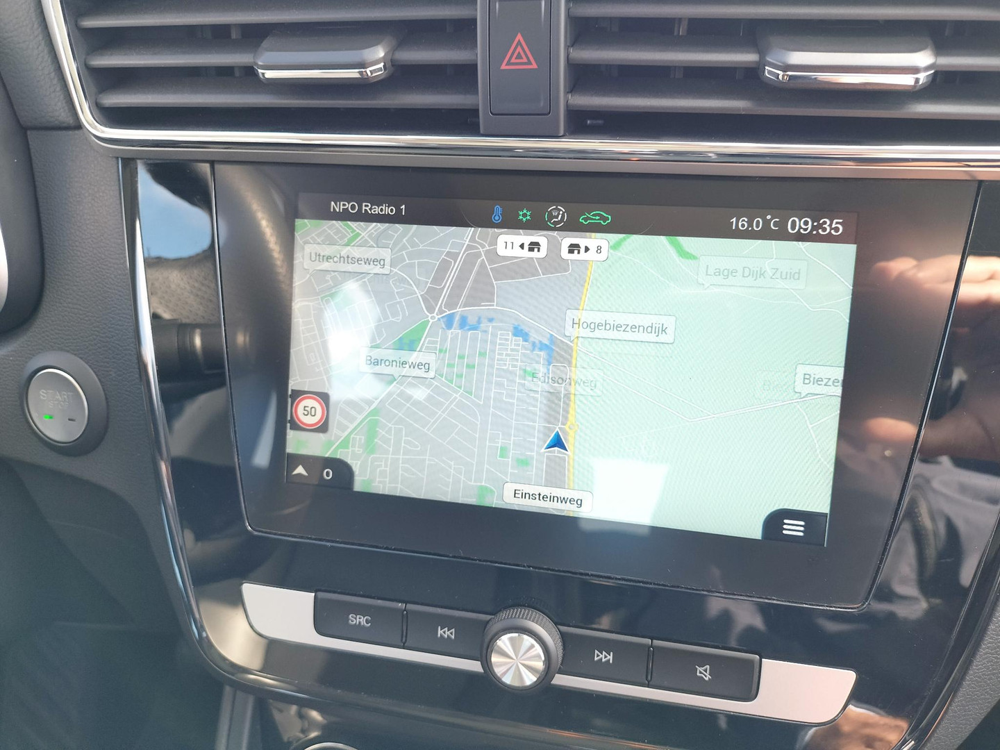 MG
