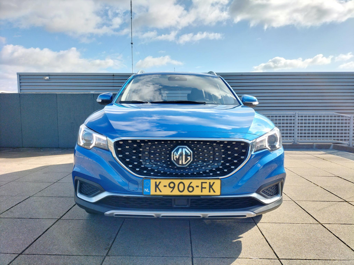 MG