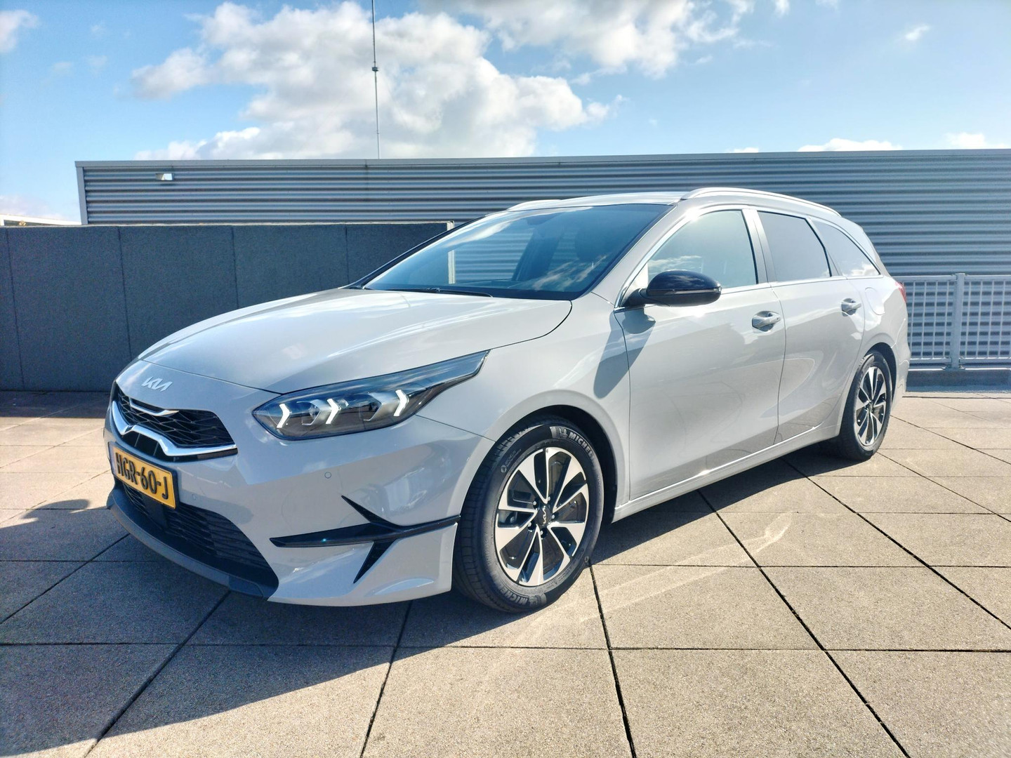 Kia