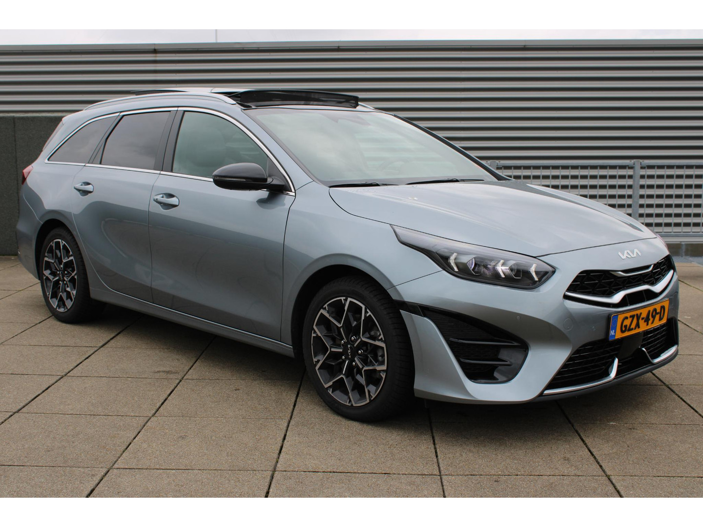 Kia