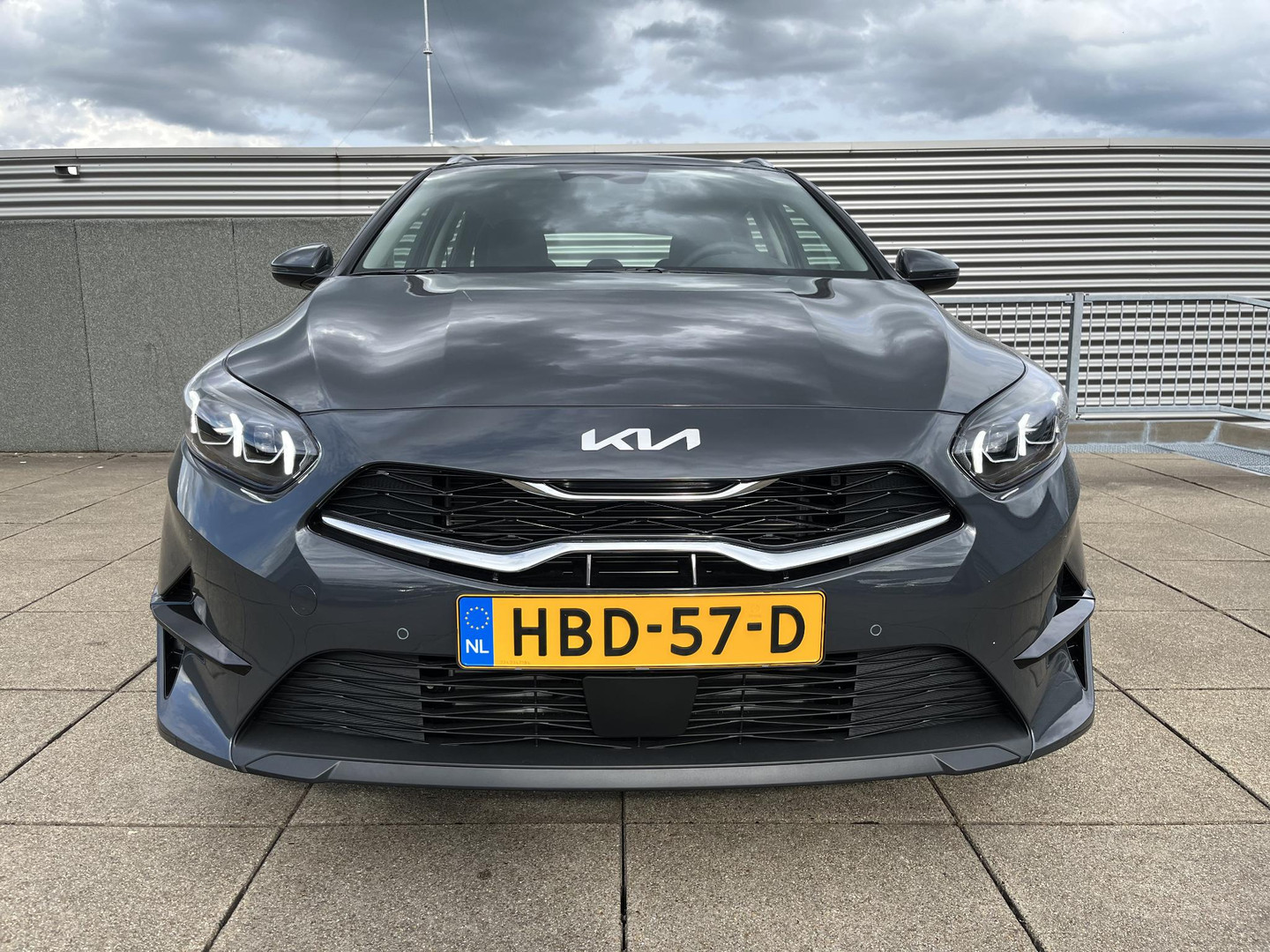 Kia