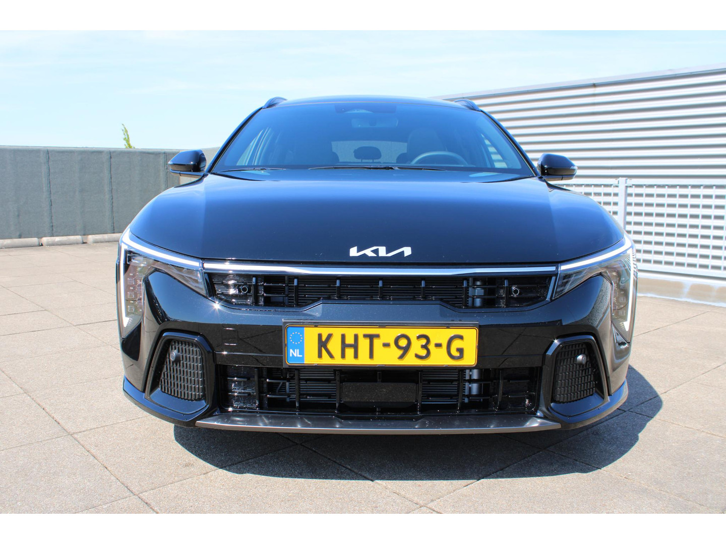 Kia K4