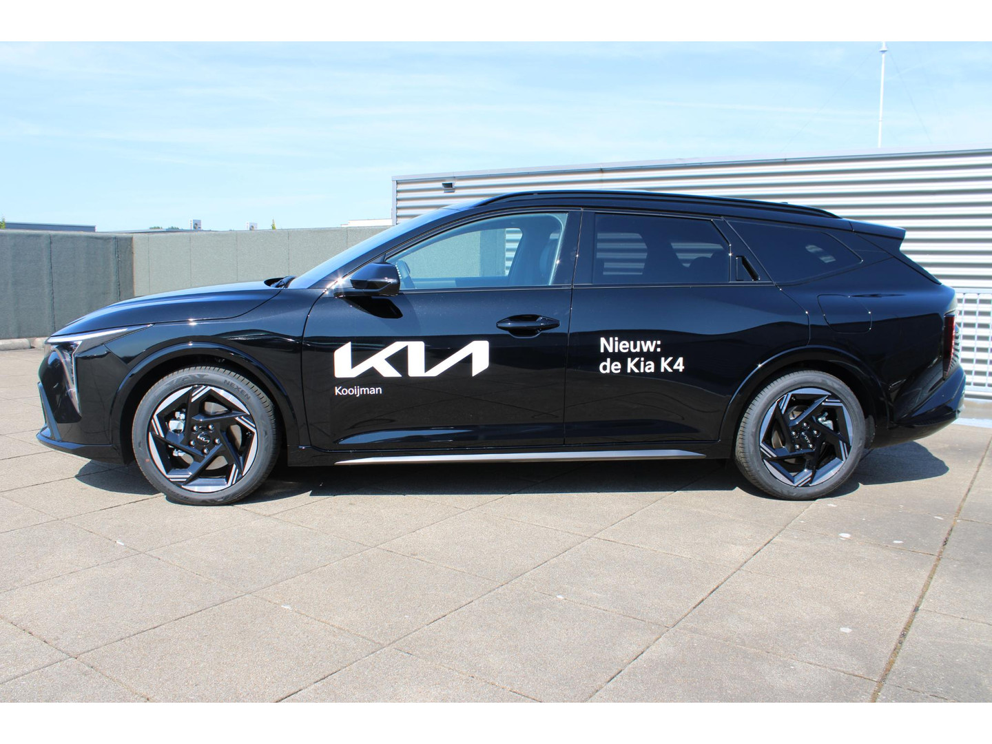 Kia K4