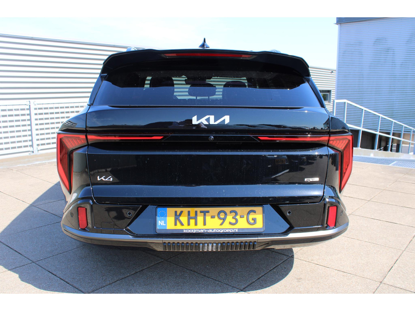Kia K4