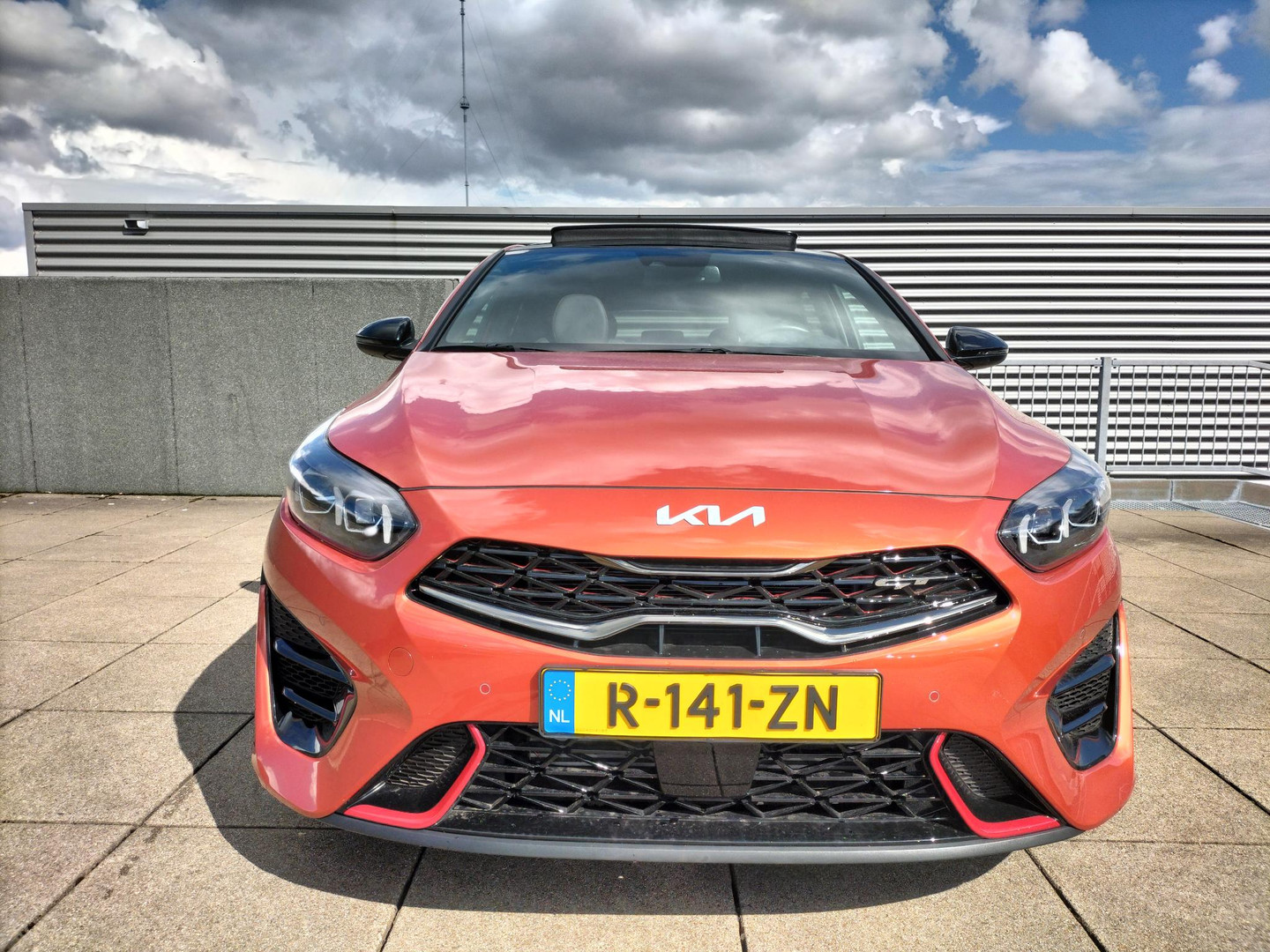 Kia Proceed