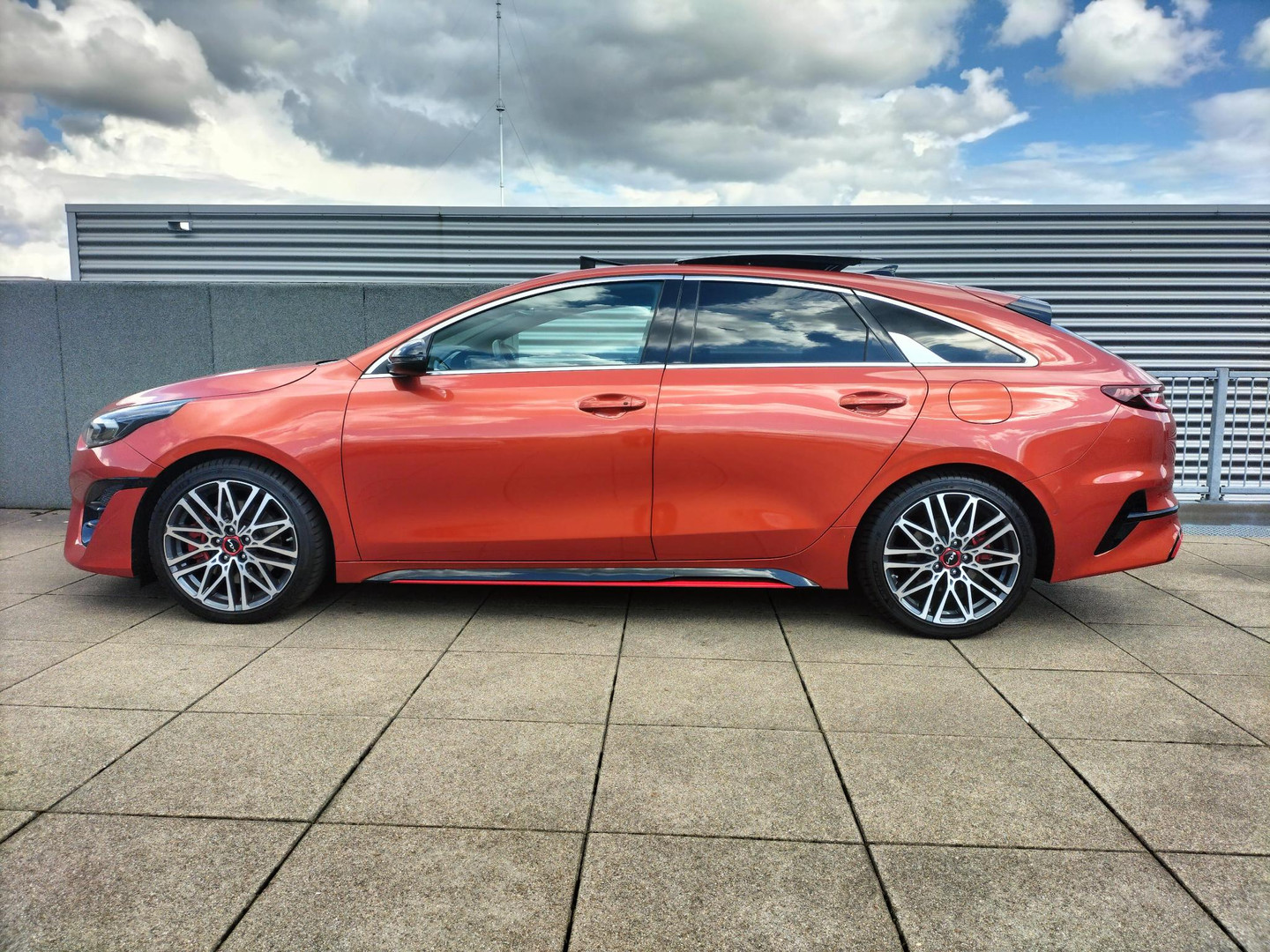 Kia Proceed