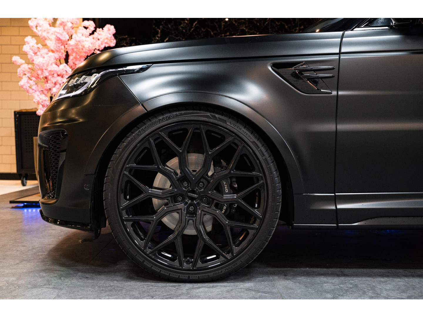 Land Rover