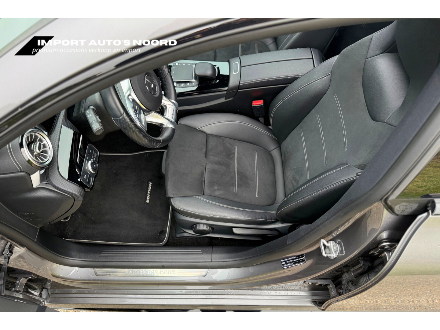 Mercedes-Benz Mercedes-Benz