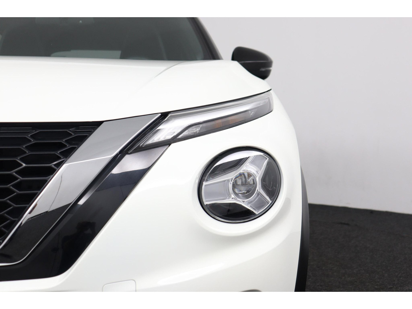 Nissan Nissan