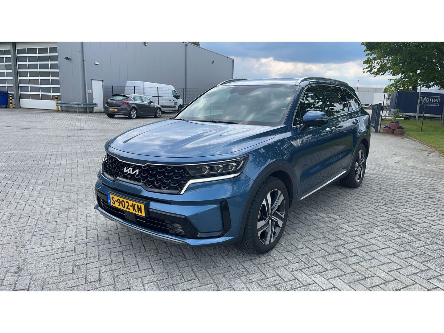 Kia