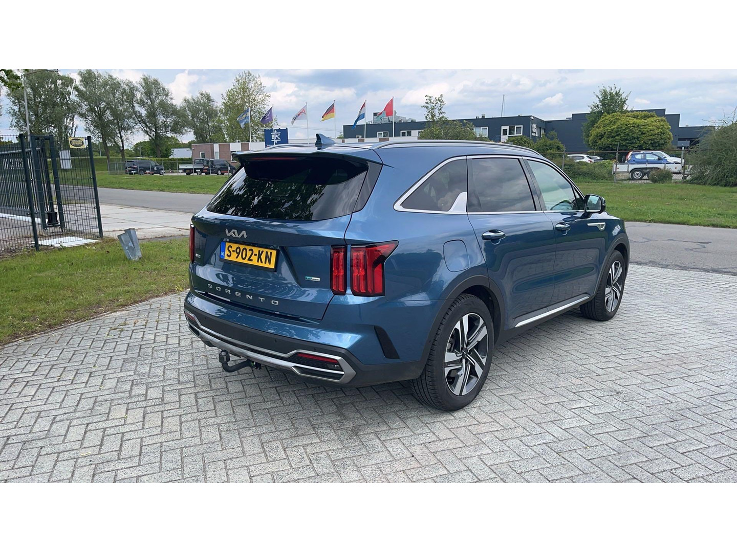 Kia