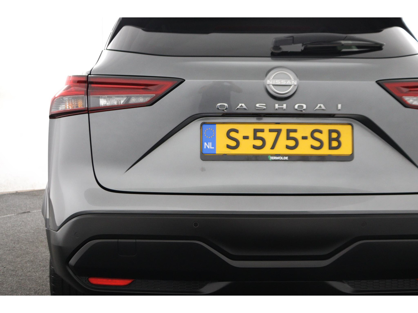 Nissan Nissan