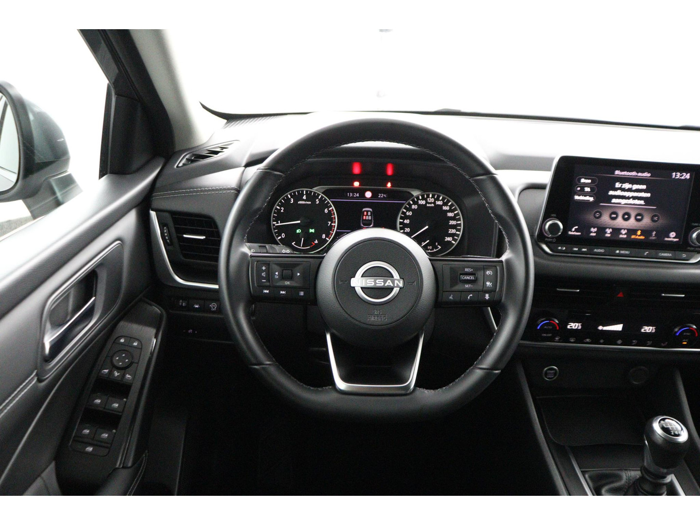 Nissan Nissan