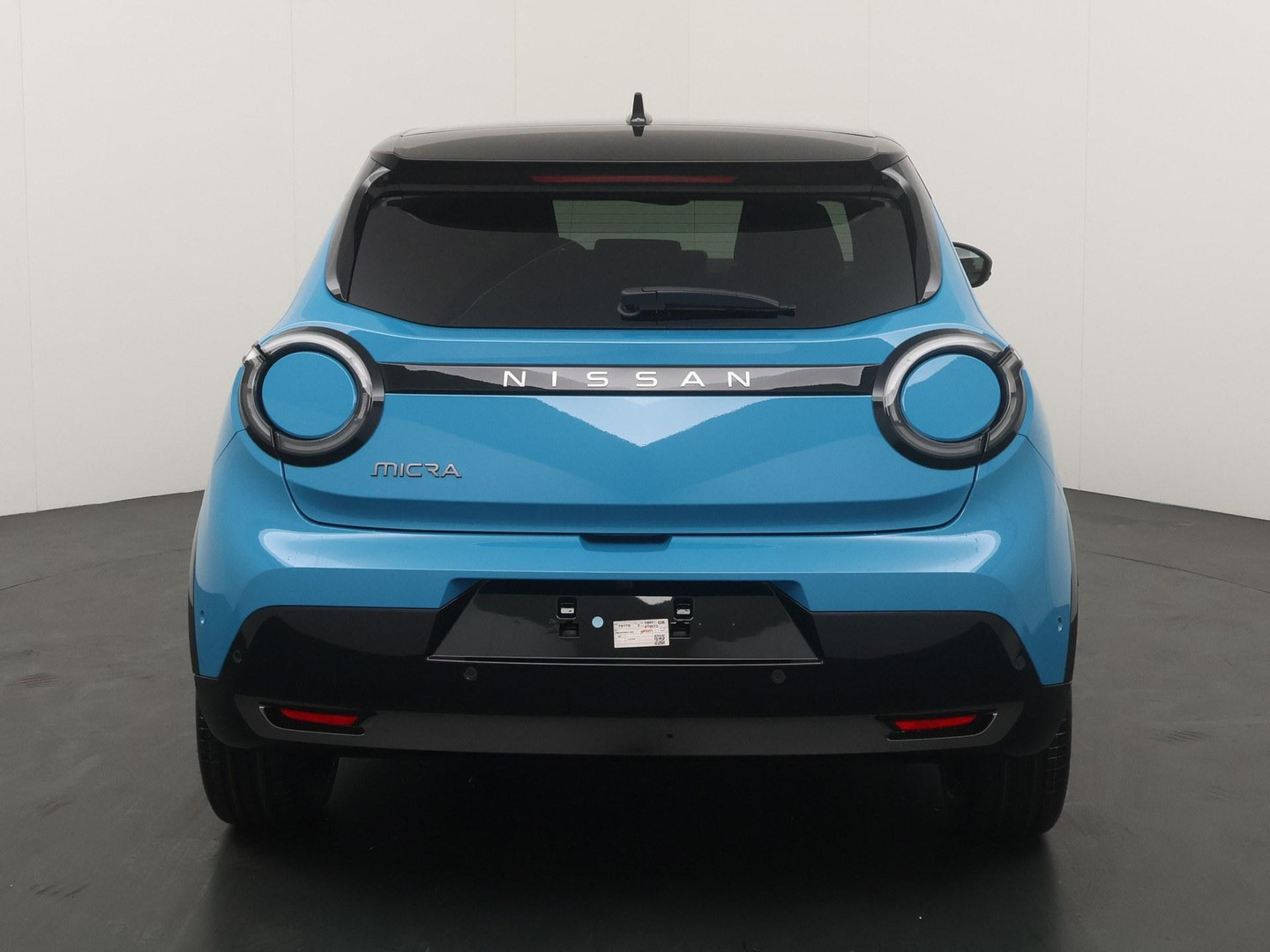 Nissan Nissan