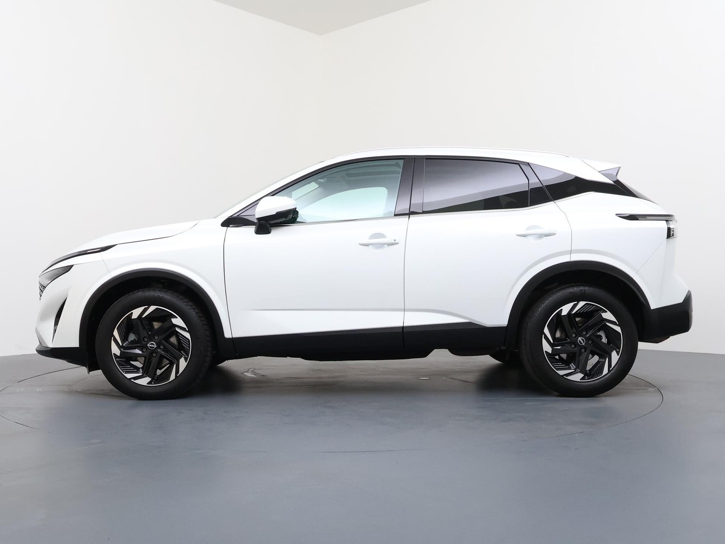 Nissan Nissan