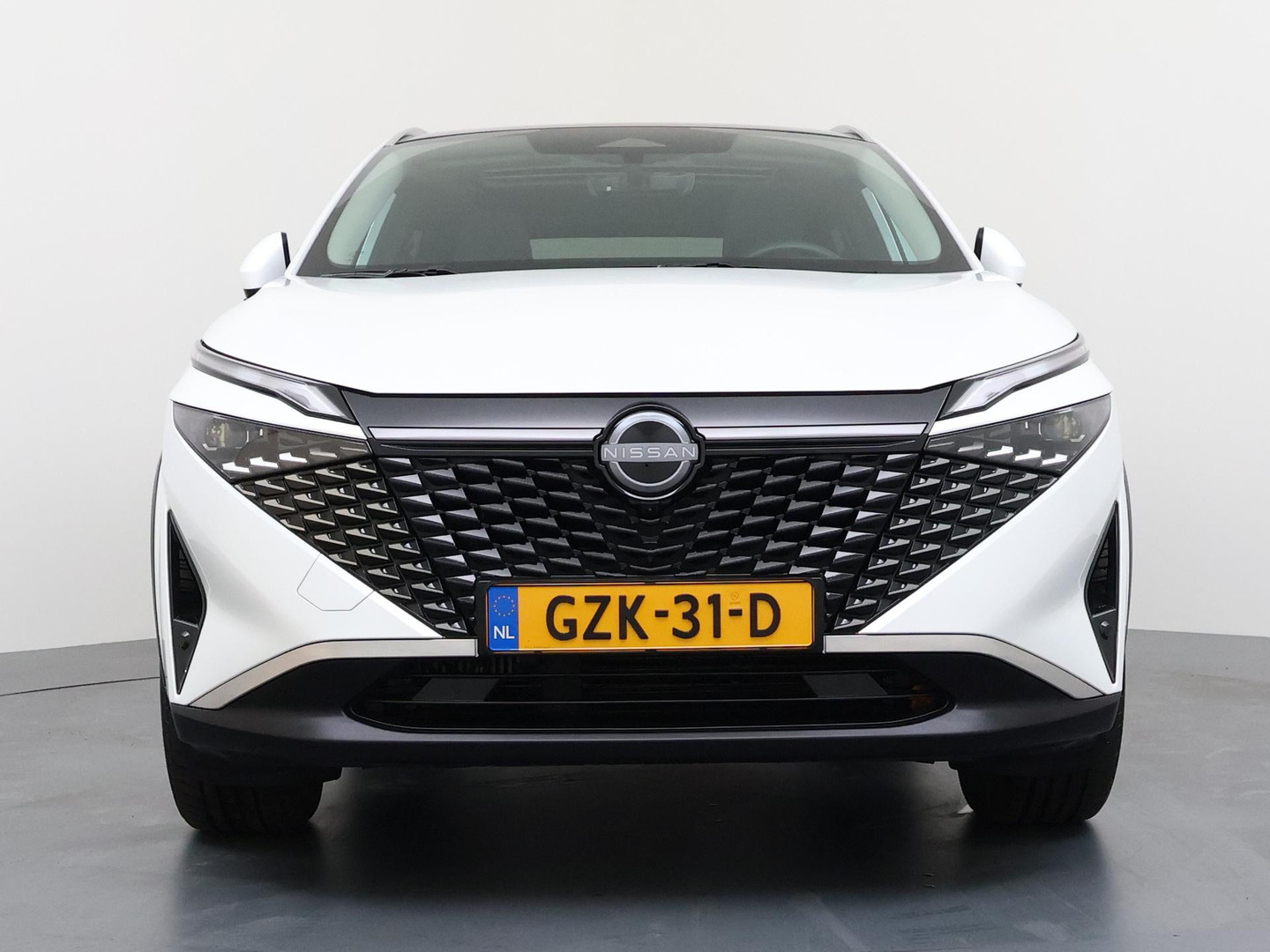 Nissan Nissan