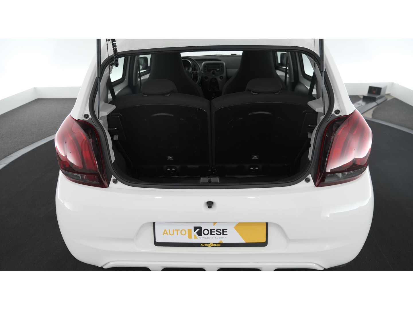 Peugeot Peugeot