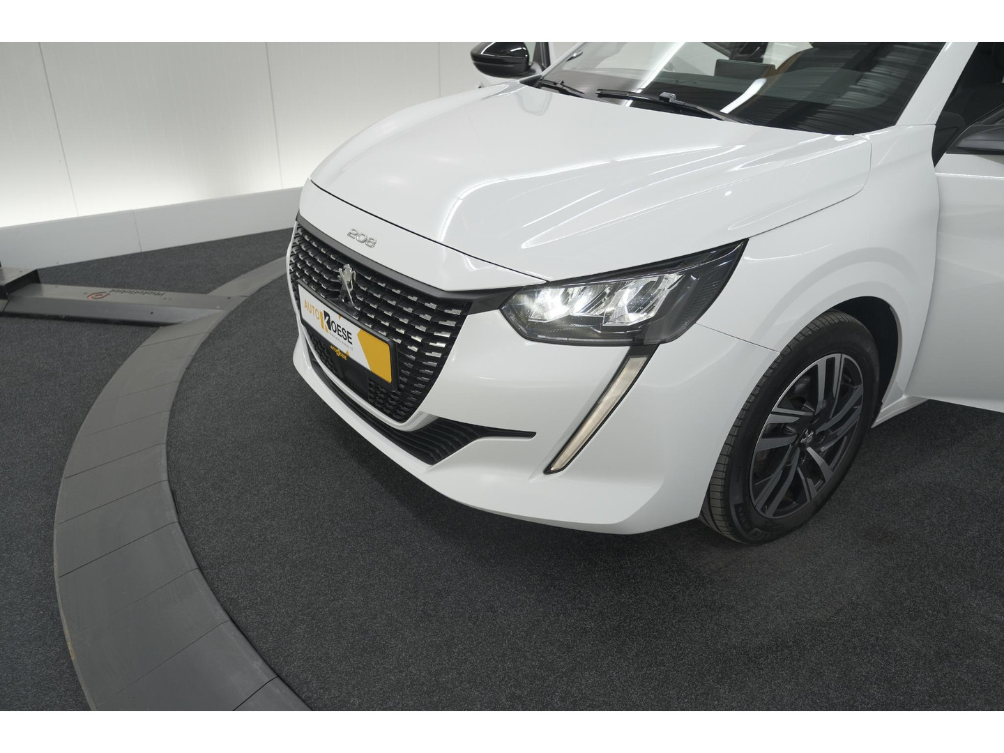 Peugeot Peugeot