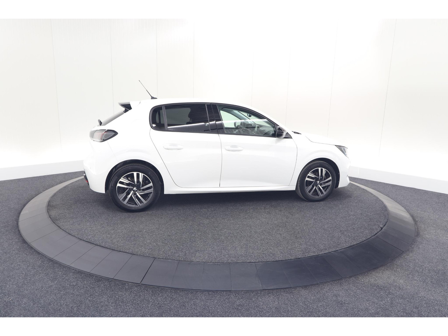 Peugeot Peugeot
