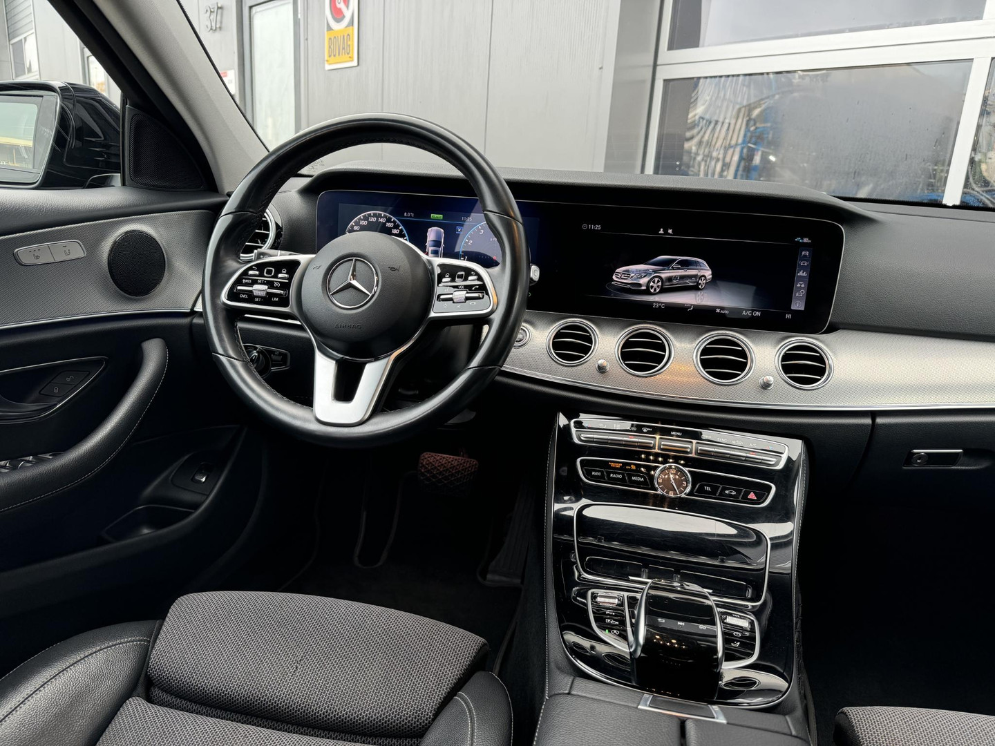 Mercedes-Benz Mercedes-Benz