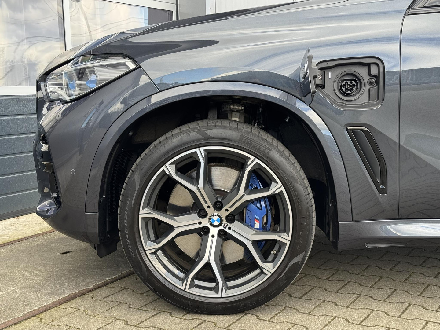 BMW BMW