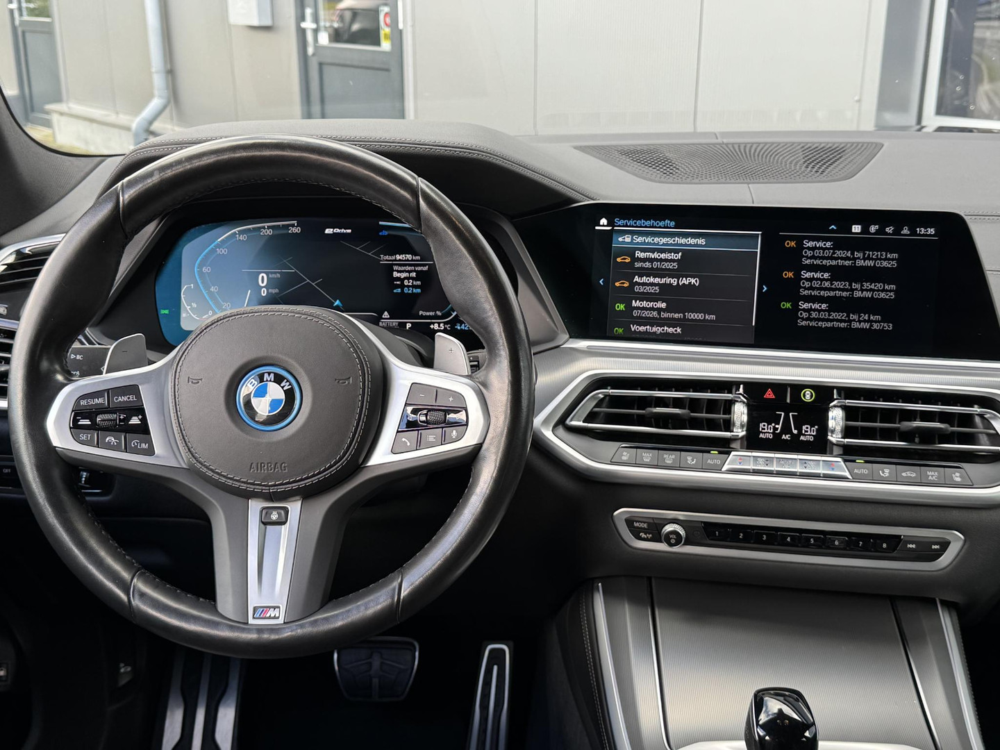 BMW BMW