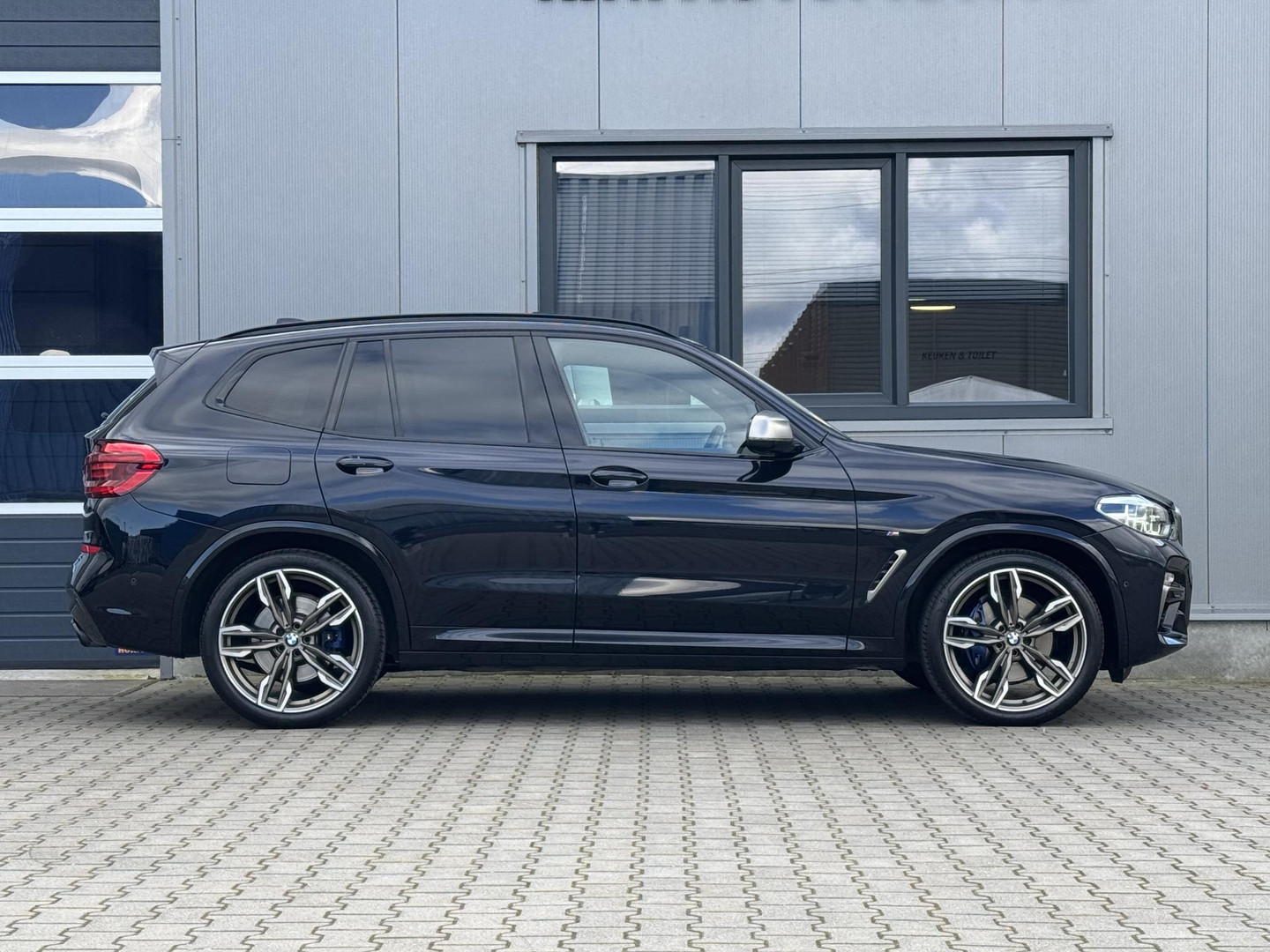 BMW