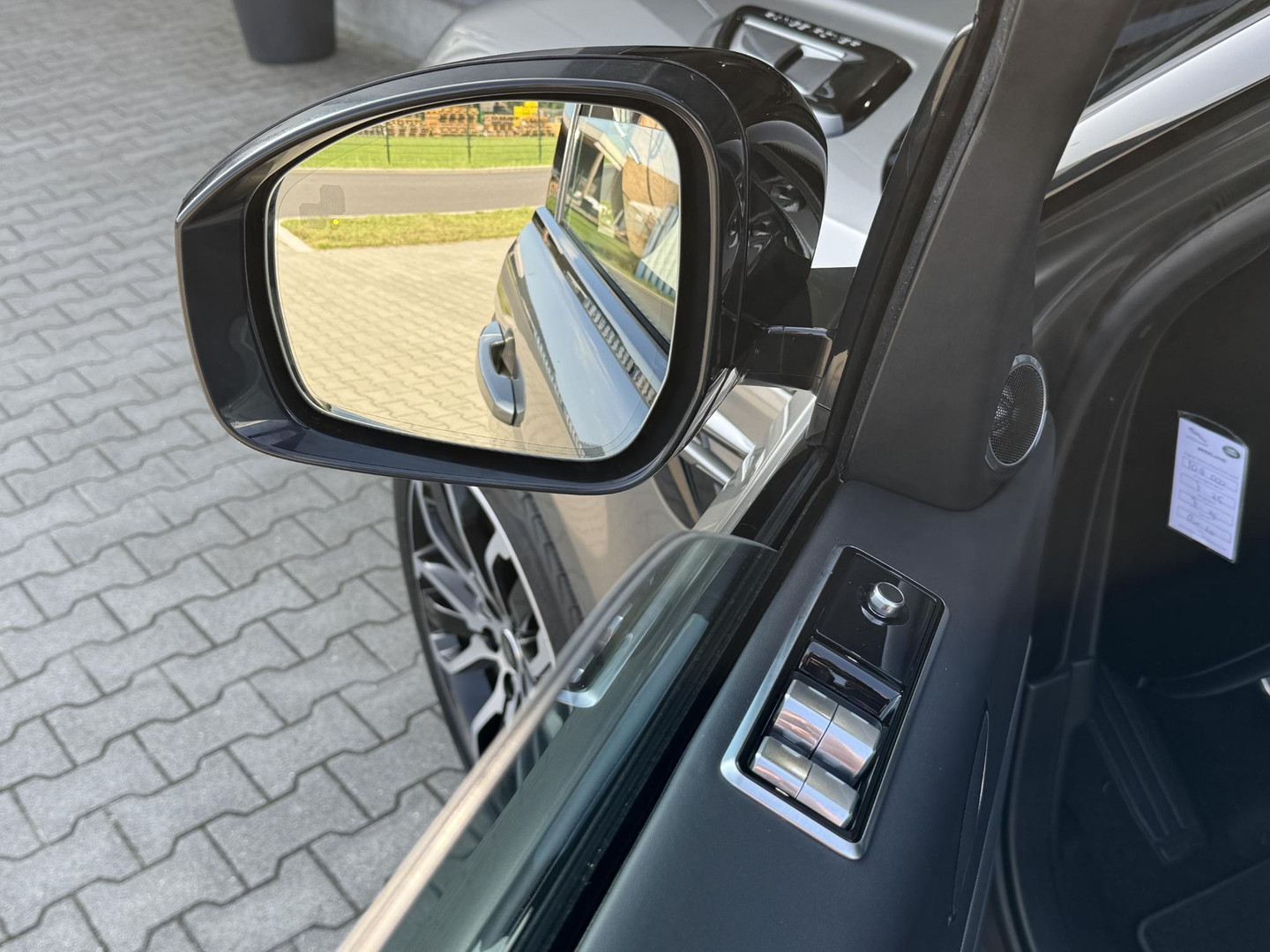 Land Rover Land Rover