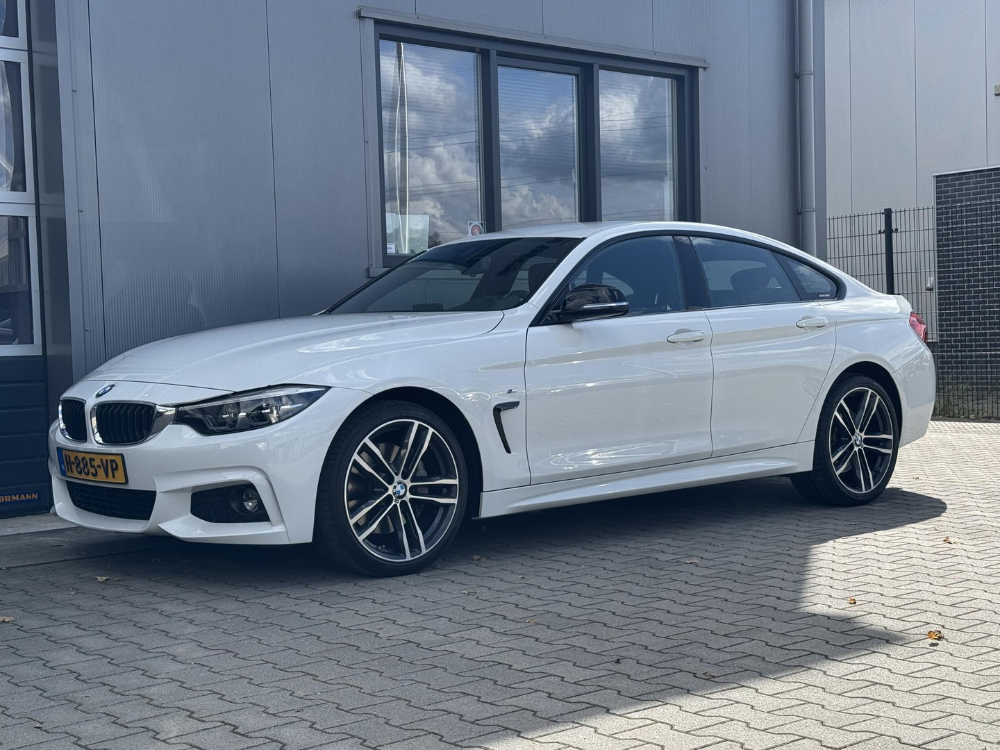 BMW BMW
