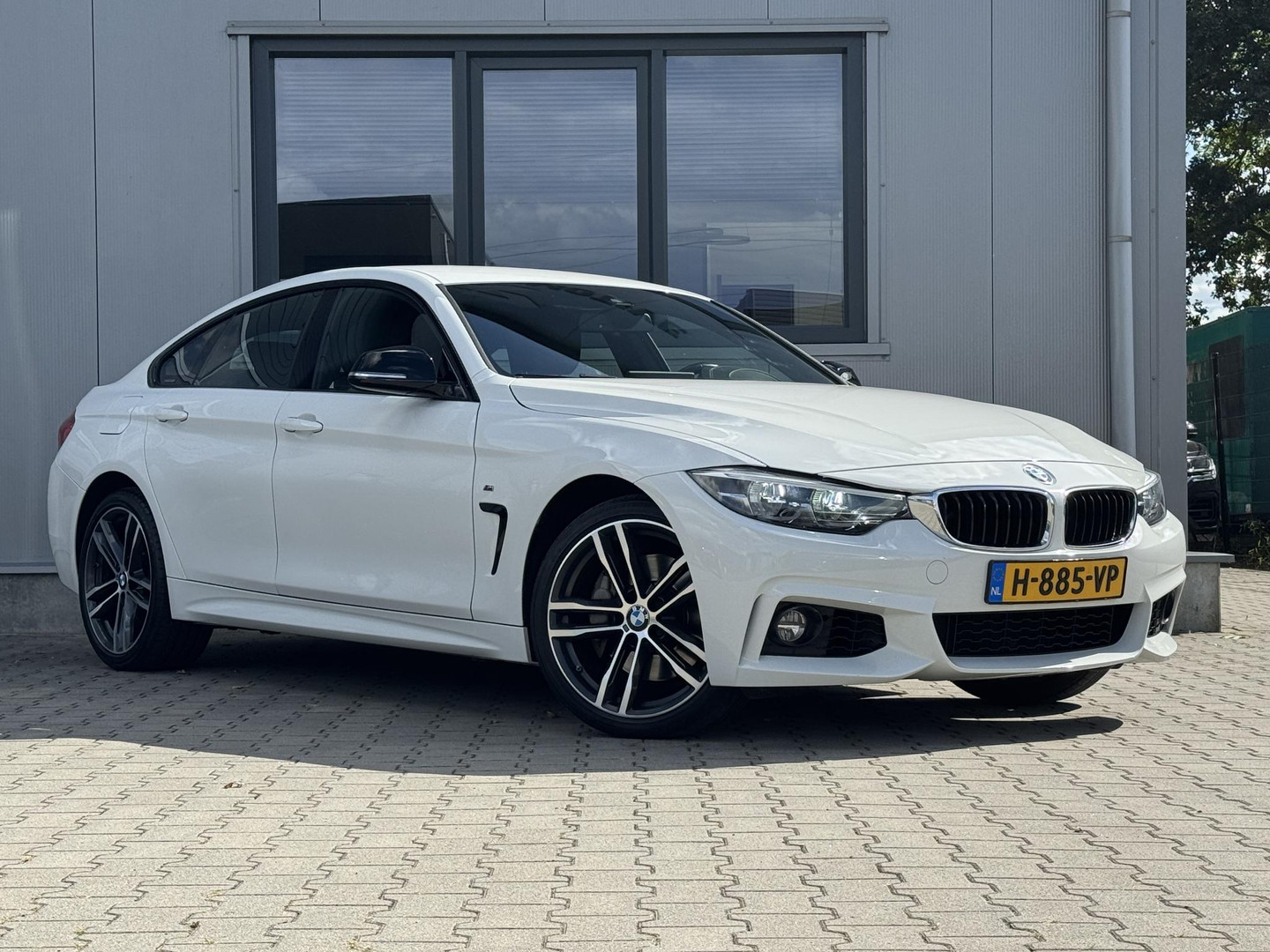 BMW BMW