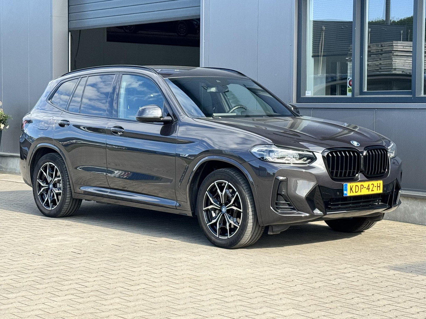 BMW