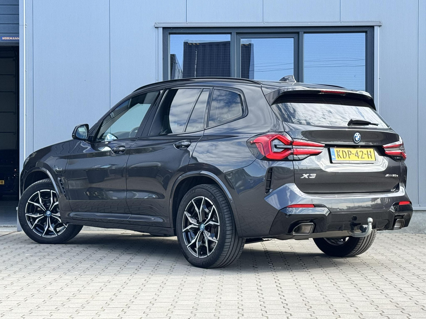 BMW