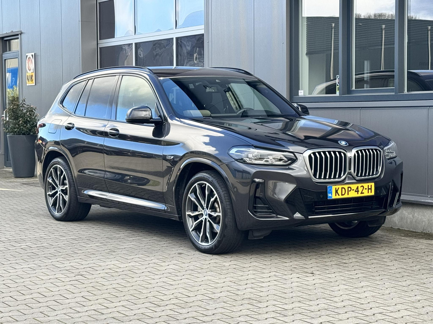 BMW