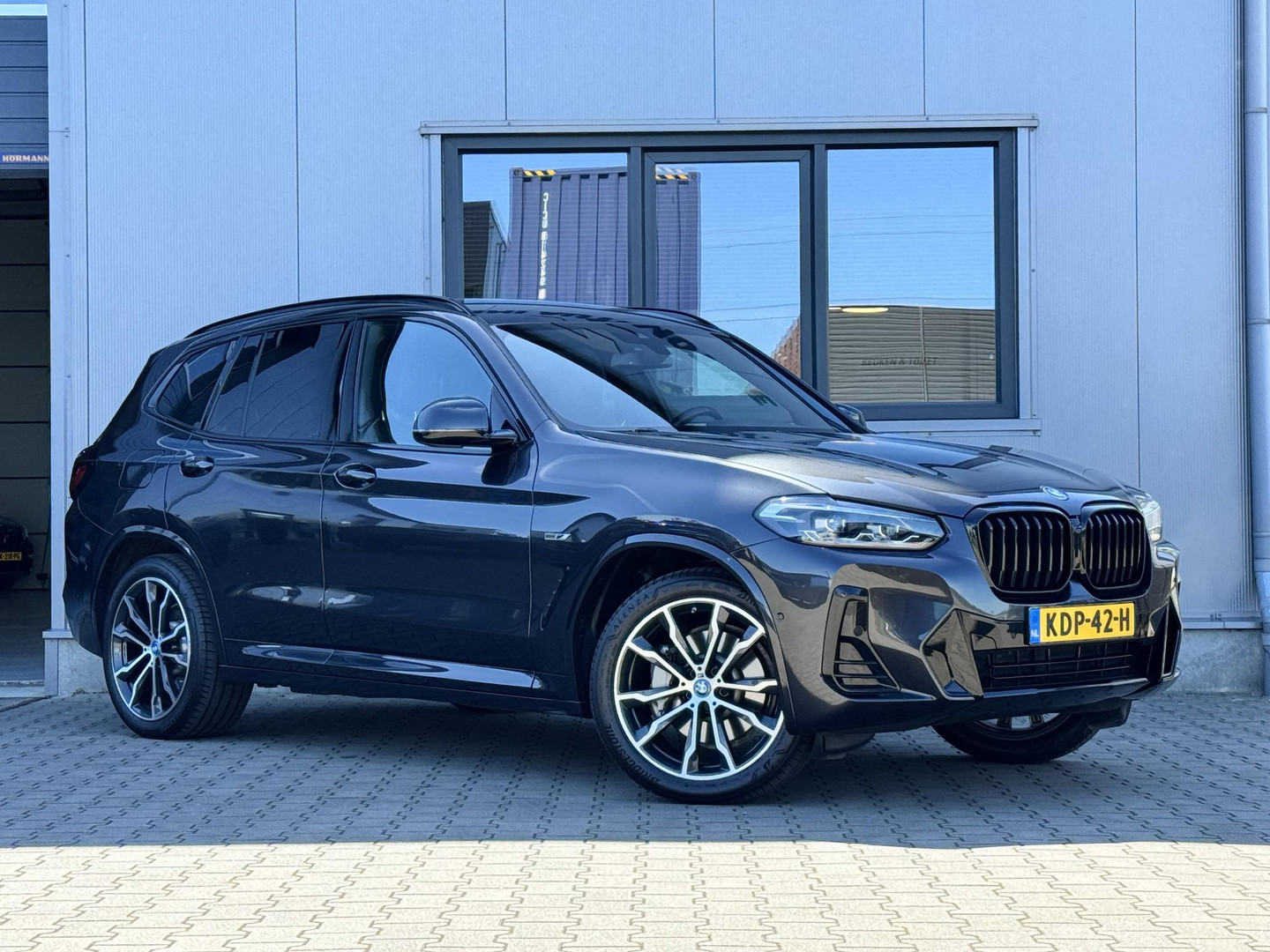 BMW