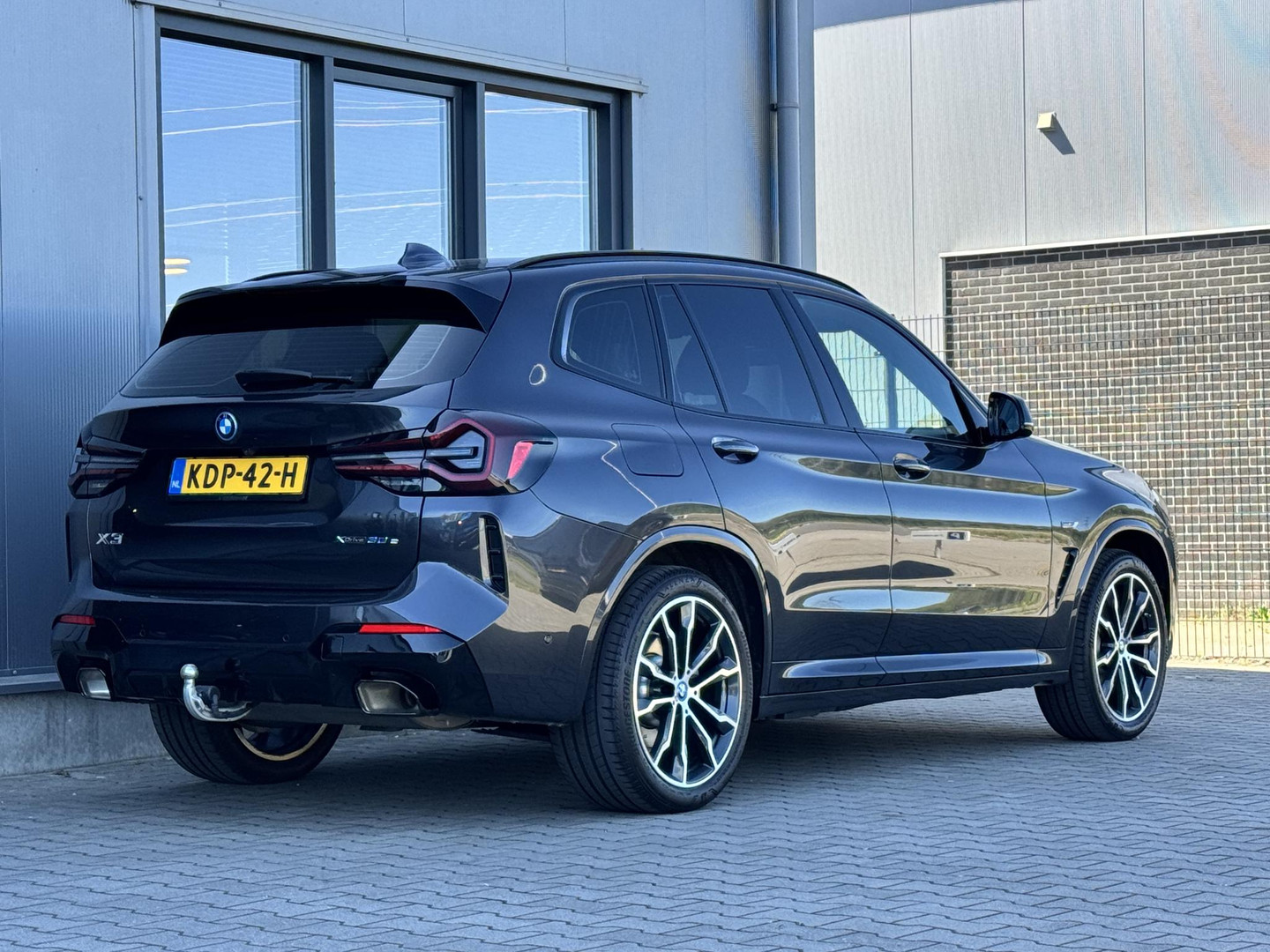 BMW