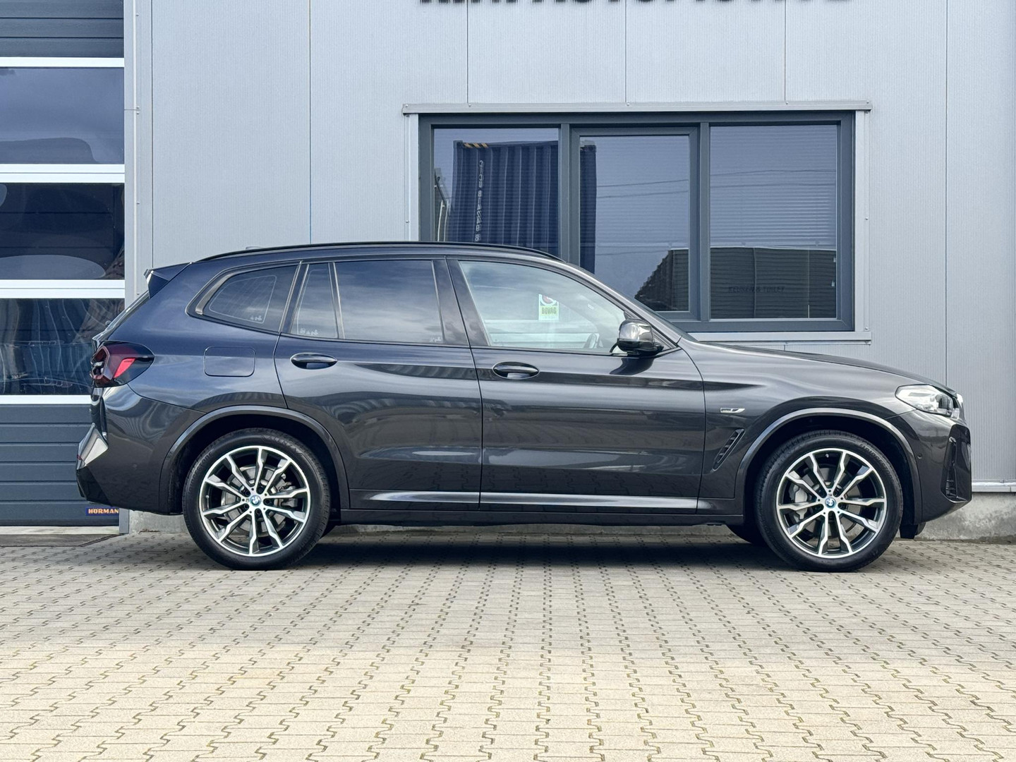BMW