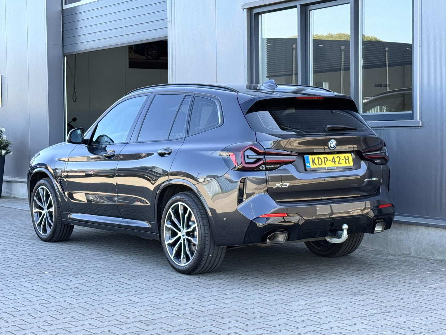 BMW